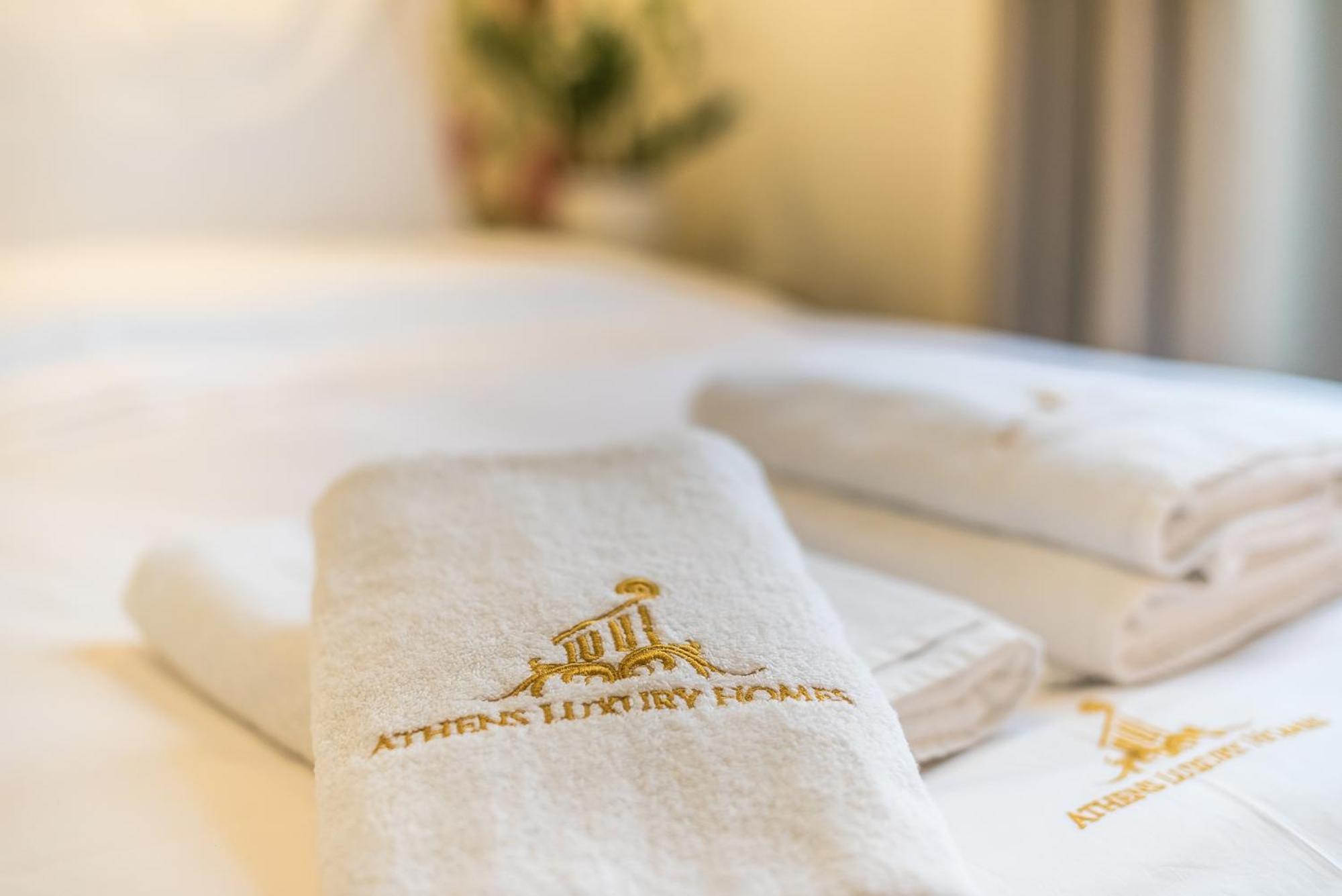 Appartamento The Rare Luxury Gem Near Syntagma, Kolonaki Square Atene Esterno foto