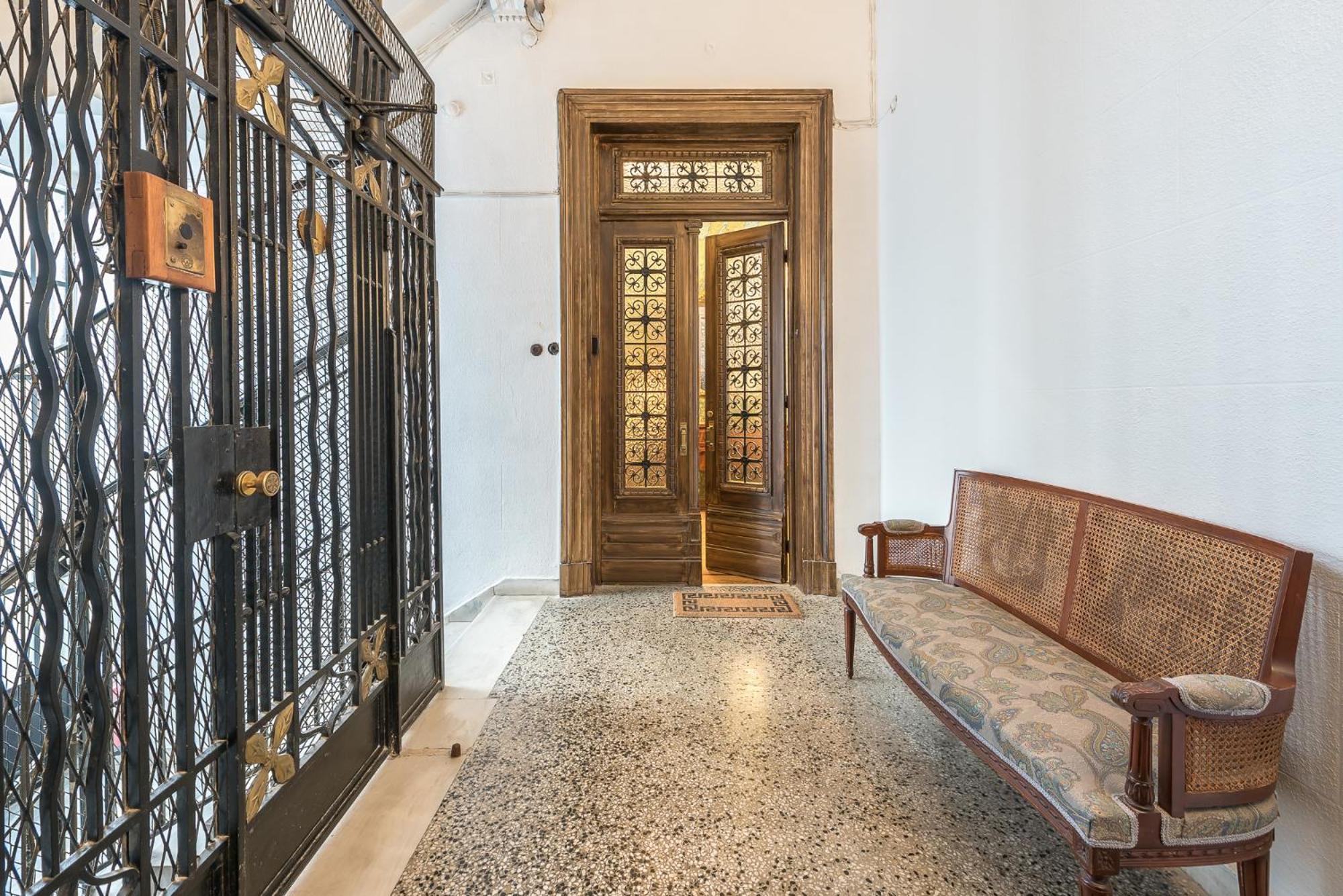 Appartamento The Rare Luxury Gem Near Syntagma, Kolonaki Square Atene Esterno foto