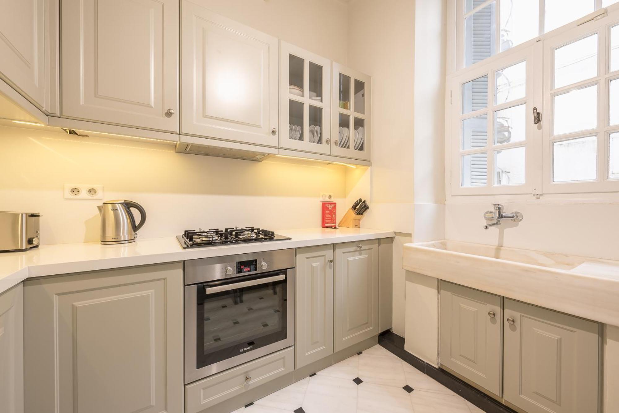 Appartamento The Rare Luxury Gem Near Syntagma, Kolonaki Square Atene Esterno foto