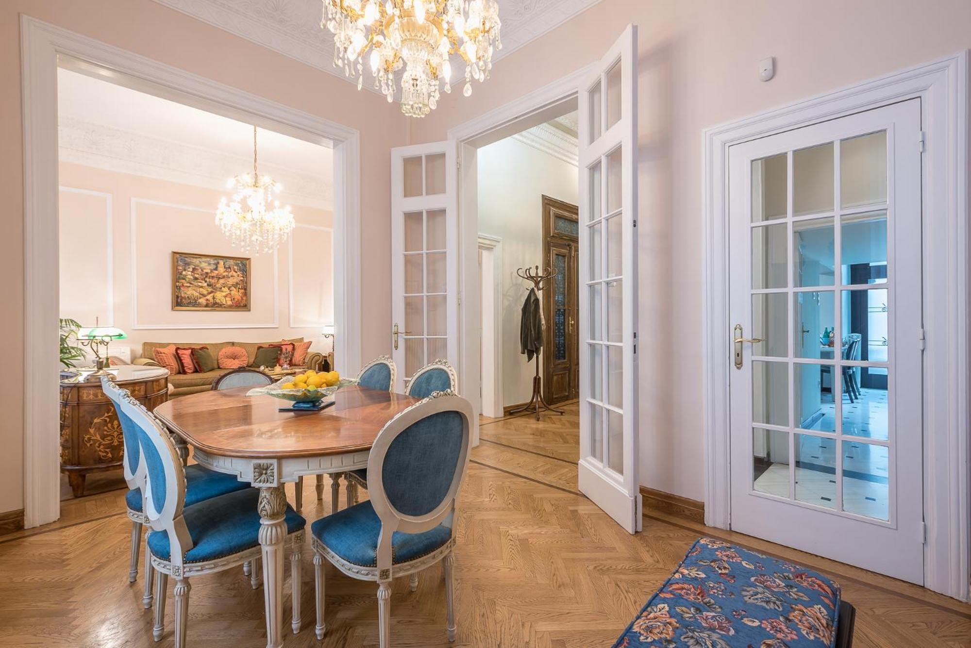 Appartamento The Rare Luxury Gem Near Syntagma, Kolonaki Square Atene Esterno foto