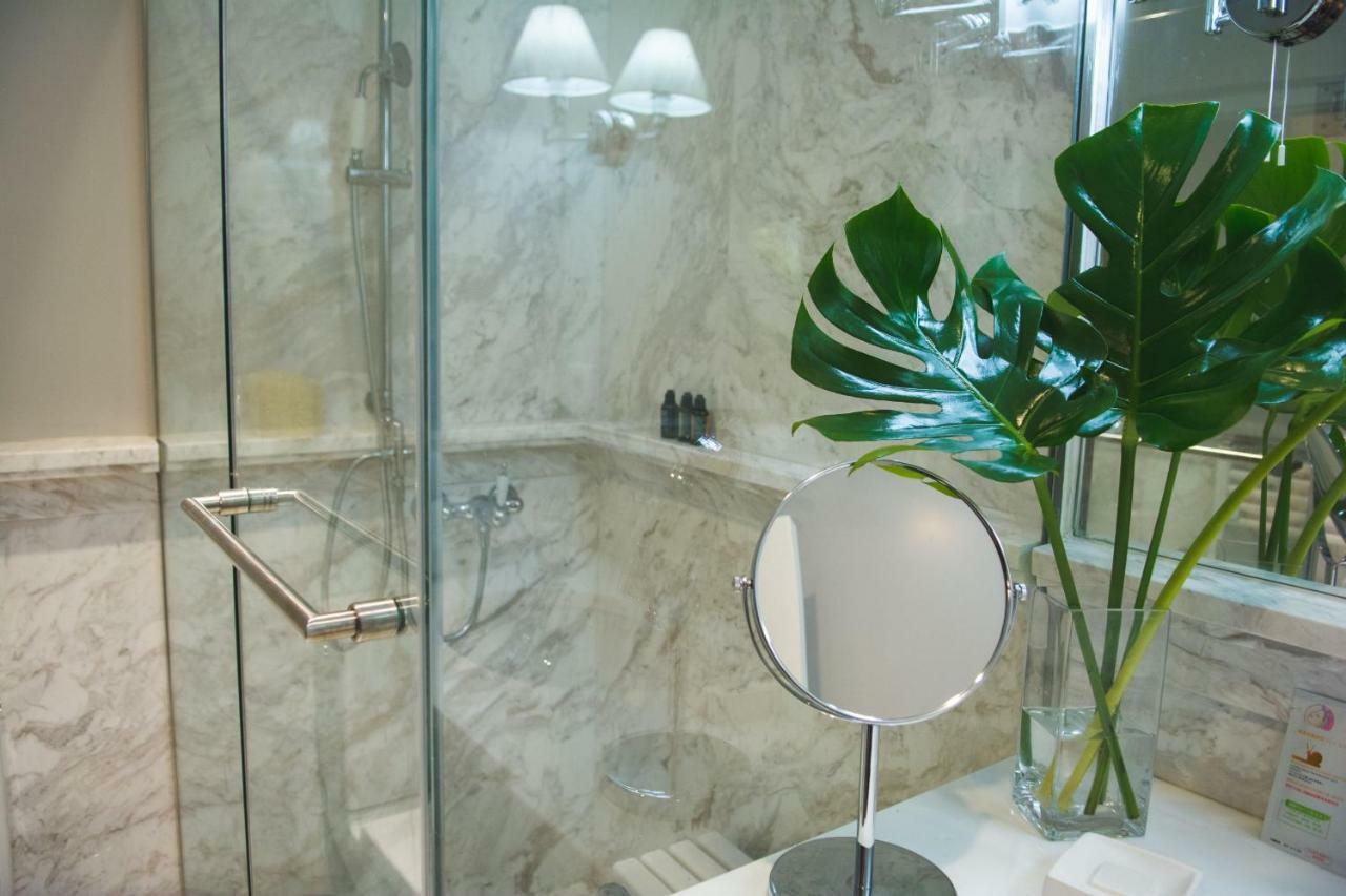 Appartamento The Rare Luxury Gem Near Syntagma, Kolonaki Square Atene Esterno foto